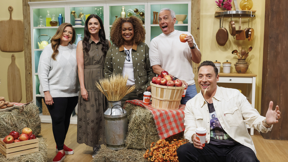 Alex Guarnaschelli, Katie Lee Biegel, Sunny Anderson, Geoffrey Zakarian and Jeff Mauro pose for a group photo