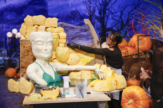 Contestant Paulina Stovall, as seen on Halloween Wars