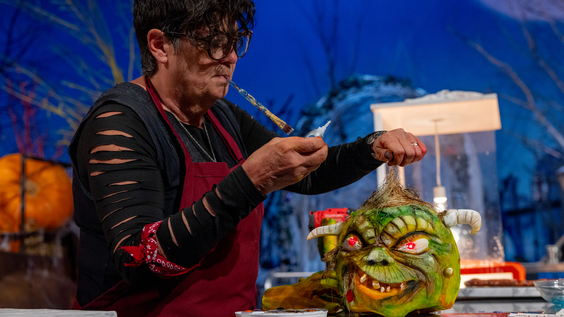 the_undercakers_teammate_margi_laurin_as_seen_on_halloween_wars