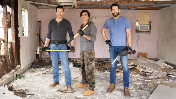 Drew and Jonathan Scott Star in Five New Episodes of HGTV's Hit Series 'Celebrity IOU' Beginning Sunday, Dec. 28, at 9 p.m. ET/PT