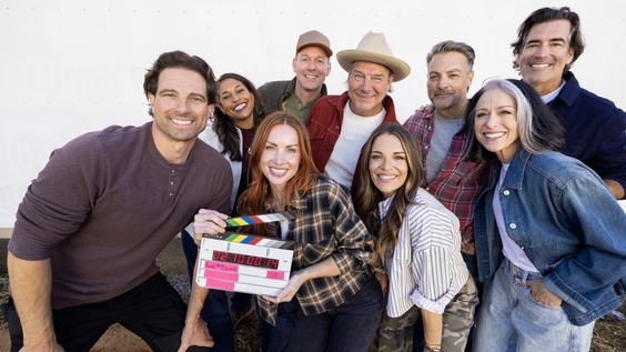 (L to R): Scott McGillivray, Mika Kleinschmidt, Mina Starsiak Hawk, Brian Kleinschmidt, Ty Pennington, Sabrina Soto, Anthony Carrino, Paige Davis and Carter Oosterhouse_Credit HGTV