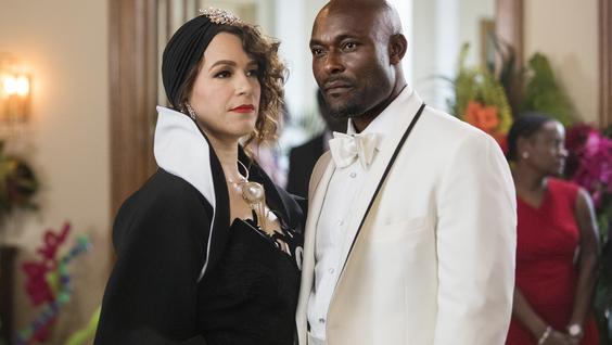 claws-tnt-24782.jpg