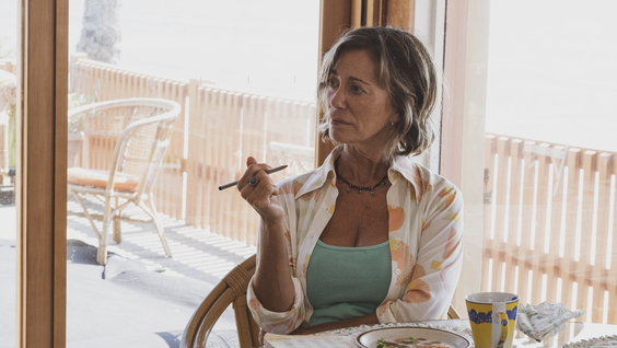 Kerry Armstrong