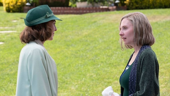 Juliette Rylanceh, Hope Davis