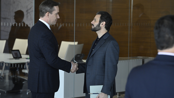 Matthew Macfadyen, Arian Moayed