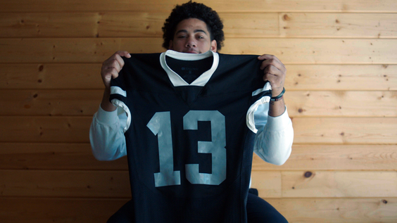Quarterback Trilian Harris