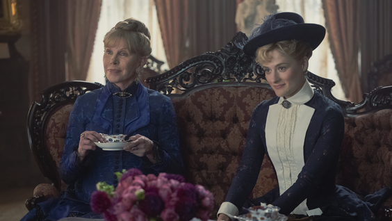 Christine Baranski, Louisa Jacobson