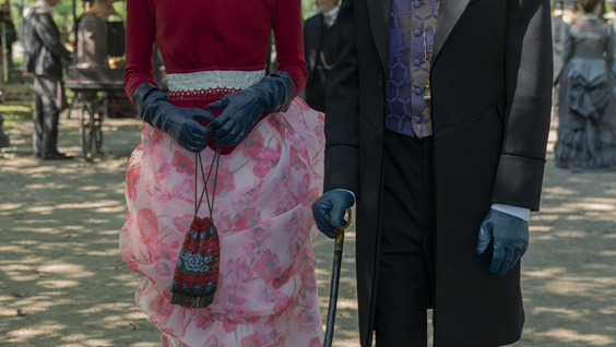 Nicole Brydon Bloom, Blake Ritson