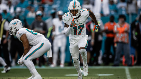 Wide Receiver Jaylen Waddle