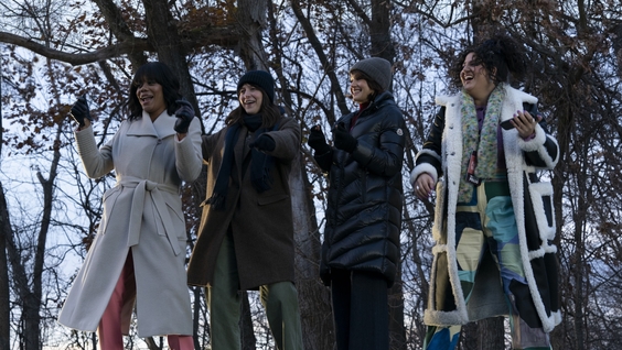 Christina Elmore, Melissa Benoist, Carla Gugino, Natasha Behnam