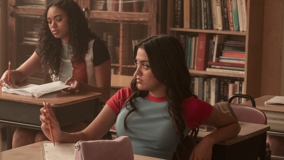 Chandler Kinney, Maia Reficco