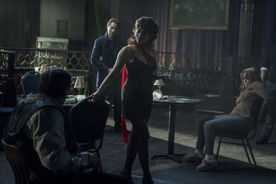 Colin Farrell, Cristin Milioti, Deirdre O’Connell
