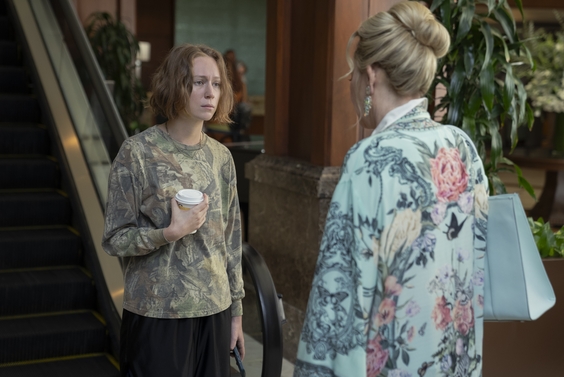 Hannah Einbinder, Jean Smart
