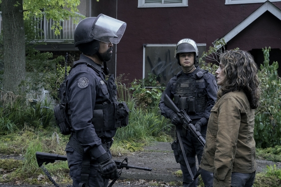 Jeffrey Wright, Ben Ahlers, Alanna Ubach