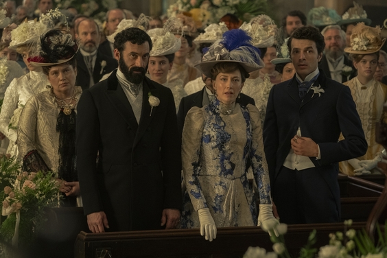 Morgan Spector, Carrie Coon, Harry Richardson