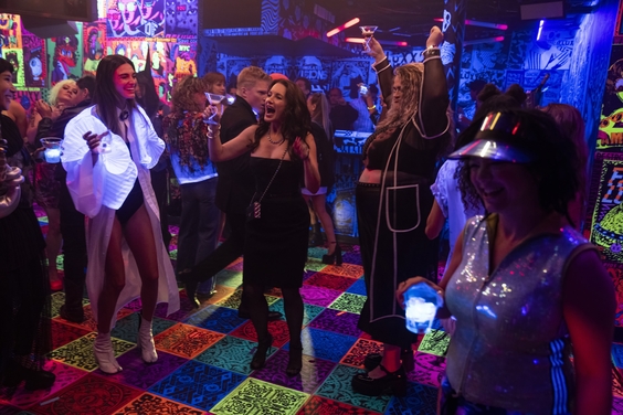 Mariah Strongin, Kristin Davis, Bonnie Milligan