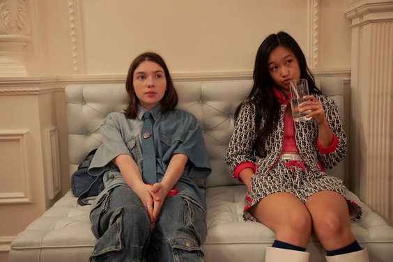 Alexa Swinton, Cathy Ang