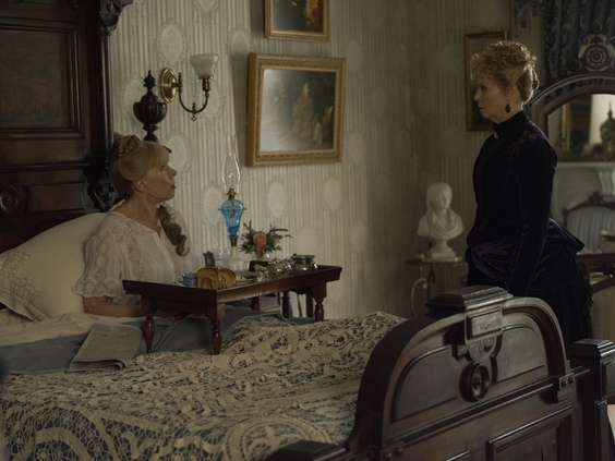 Christine Baranski, Cynthia Nixon