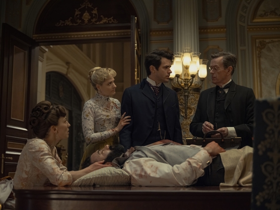 Carrie Coon, Louisa Jacobson, Harry Richardson, Dylan Baker, Morgan Spector