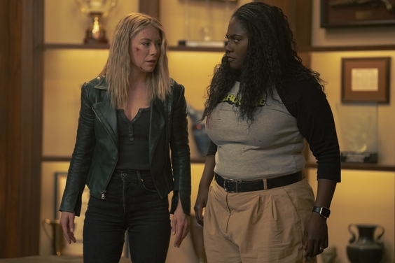 Jennifer Holland, Danielle Brooks