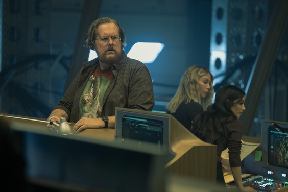 Steve Agee, Jennifer Holland, Sol Rodriguez