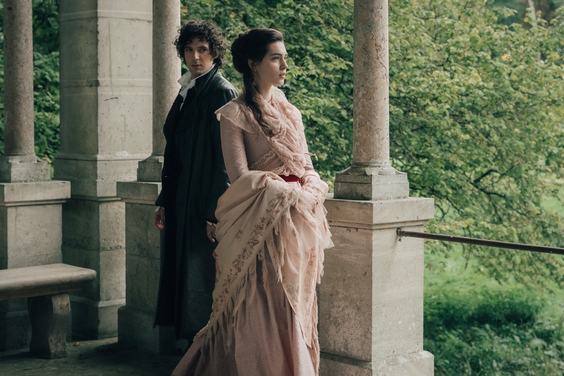 Vincent Lacoste, Anamaria Vartolomei