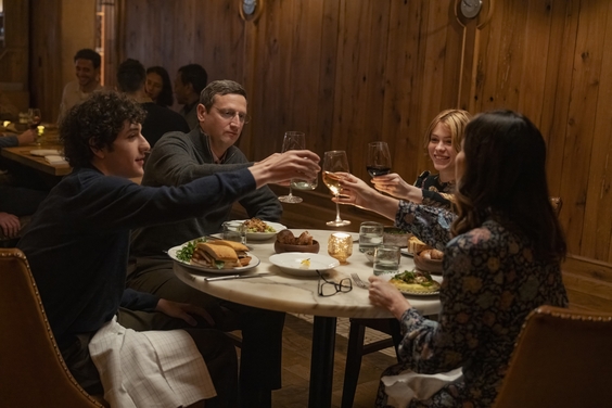 Will Price, Tim Robinson, Sophia Lillis, Lake Bell