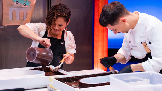 Angel Figueroa and Rui Mota working on their creation in Harry Potter Wizards of Baking 2