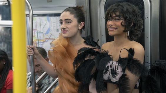 Rachel Sennott, Odessa A’zion