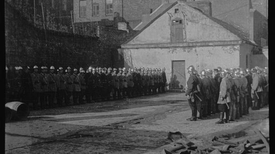 33 Photos from the Ghetto