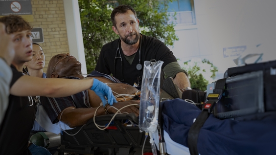 Gerran Howell, Noah Wyle