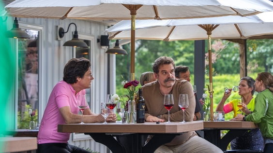 Jason Bateman, David Harbour 