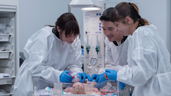 Fiona Dourif, Ken Kirby, Sofia Hasmik