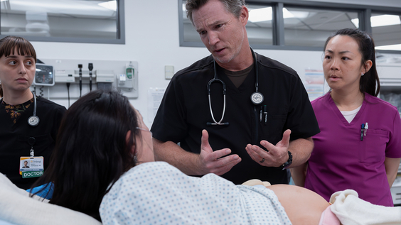 Sofia Hasmik, Shawn Hatosy, Jona Xiao