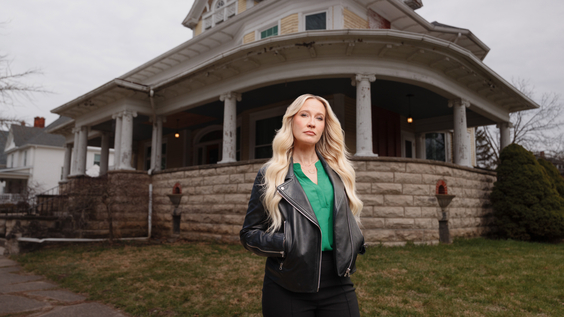 HGTV - A Very Haunted Renovation - Anna Camp