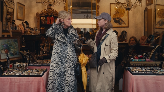 Jean Smart, Hannah Einbinder