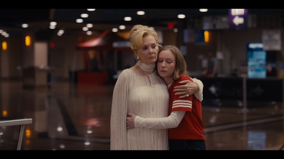 Jean Smart, Hannah Einbinder