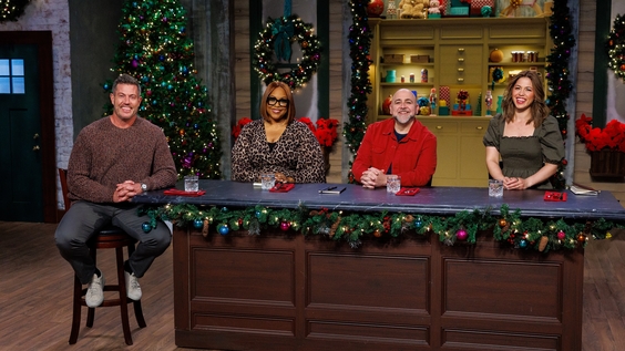 Host Jesse Palmer with Judges Kardea Brown, Duff Goldman and Molly Yeh on Holiday Baking Championship