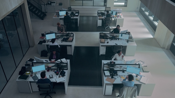 War S1 E2